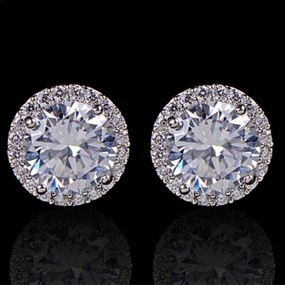 ‼️Last one‼️ White Gold Plated Halo Stud Earrings - Picture 2 of 5
